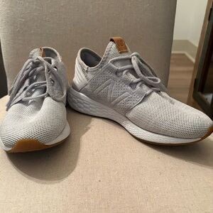 Gray women’s New Balance fresh foam
Still great condition size 7